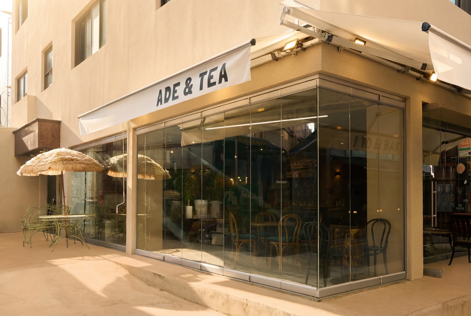 #글라스폴딩도어